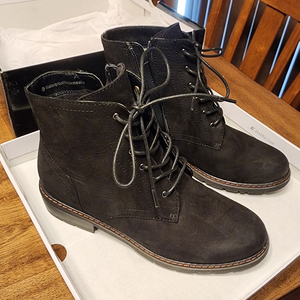 Blondo Vinny Boots